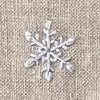 Snowflake on Wool (1.8x2cm)